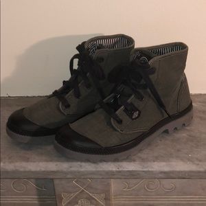 Palladium Pampa Hi Sneaker Boots